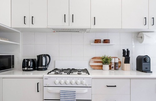Bellevue Hill Apartment | Bellevue Hill 3BR Escape w/Full kitchen