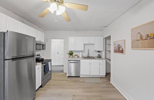 Bellevue Apartment | Bellevue Loft - 1br/baTravel Pad