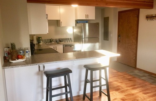 Newport House | Bellevue Retreat - Bellevue, East of Seattle, WA