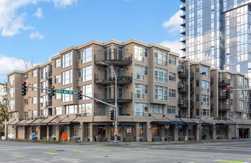 Northwest Bellevue Apartment | Bellevue Spacious 2BD 2BA Apartment