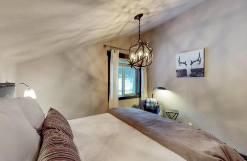 McCall House | Bellflower Pines