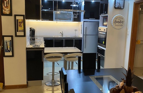 Lecherías Apartment | Bello y Moderno Apartamento con Piscina - 2habitaciones y 2baños - Lechería
