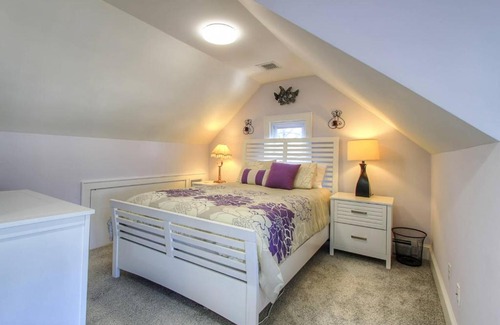 Stamford House | Belltown Retreat
