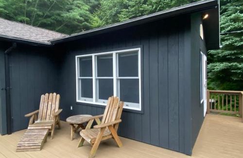 Roxbury House | Bellwood Cottage 8-14min to all Roxbury Wed Venues