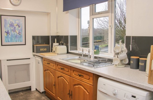St Martins Cottage | BELMONT BRIDGE, family friendly, character holiday cottage in Henlle