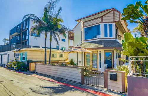 South Mission Beach House | Belmont Bungalow