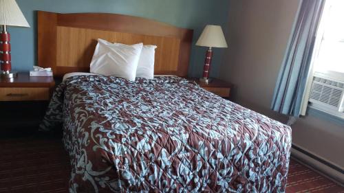 Sudbury Hotel | Belmont Inn