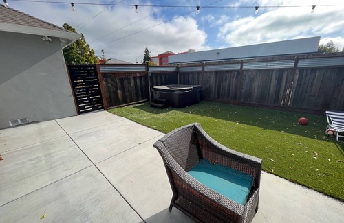 Belmont Apartment | Belmont Master Studio Suite centrally located in the Bay Area.