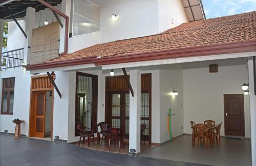 Dalupotha Villa | Belmont Villa - Free Airport Shuttle Service