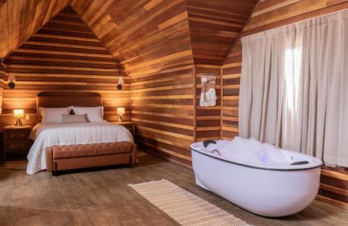 Campos do Jordao Cabin | Belo Mundo Chalés - Vista Incrível!