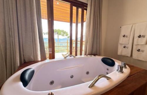 Campos do Jordao Cabin | Belo Mundo Chalés - Vista Incrível!