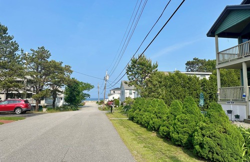 Camp Ellis Apartment | “Below Deck” at Ferry Beach - 2 bedroom apartment steps from the beach!