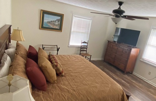 Greeneville Other | Belton Retreat - farm in the foothills of the Smokies