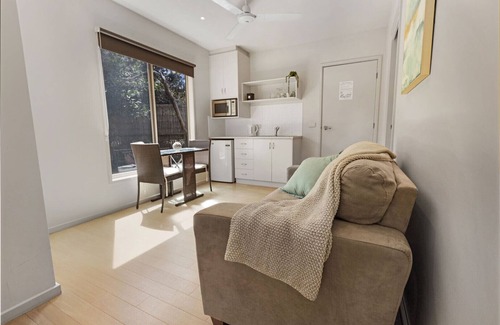 Forge Creek House | Beluga - Waterfront Retreat: Secluded lodges perfect for nature lovers