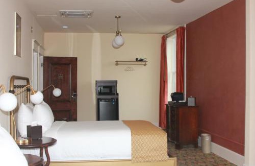Tonopah Hotel | Belvada Hotel