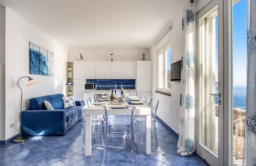 Colli di Fontanelle Villa | Belvedere delle Sirene by Feeling Italy