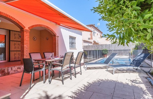 Sant Pere Pescador Villa | Belvilla by OYO Capella 34