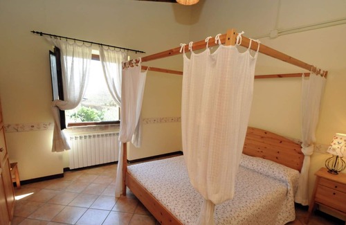 Monticelli Brusati Apartment | Belvilla by OYO Borgo Franciacorta 3