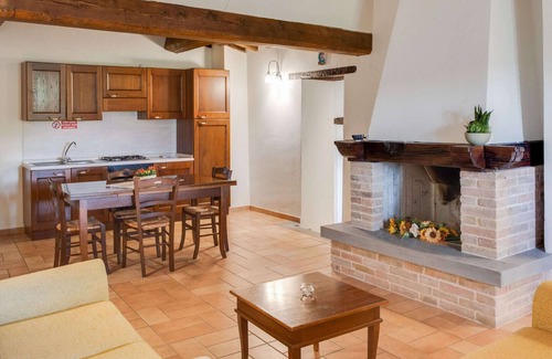 SantʼAngelo in Vado Villa | Belvilla by OYO Borgo Tre