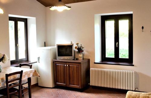 Mergo House | Belvilla by OYO Country House Villa Il Tiglio