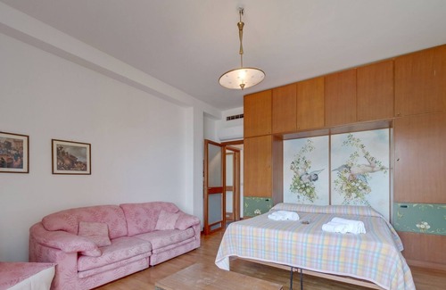 Sale Marasino Villa | Belvilla by OYO Villa Olivella