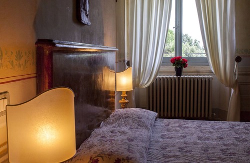 Centofinestre Apartment | Belvilla by OYO Ottrano - Villa centofinestre