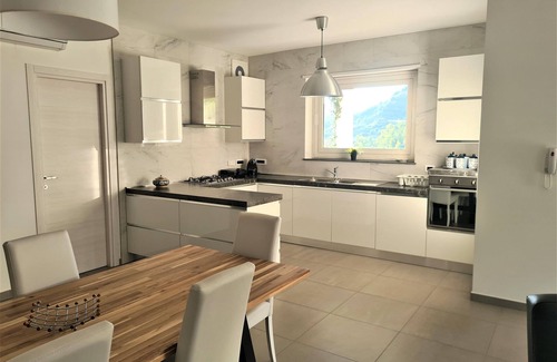 Leonforte House | Belvilla by OYO Villa Leonforte