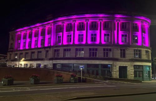 Newport Apartment | Belvilla Newport City Centre Lifestyle