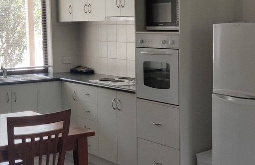 West Wodonga Hotel | Belvoir Village Motel & Apartments Wodonga
