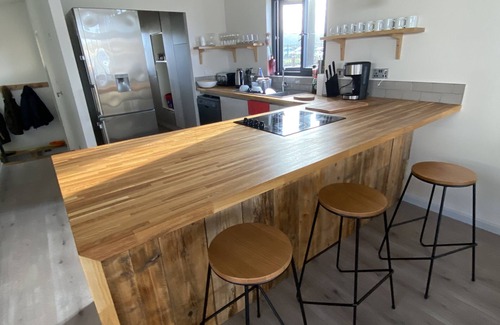 Bembridge Boat Rental | Bembridge Harbour Houseboat "Islay"