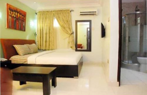 Alimosho Hotel | BEN AUTO Hotel