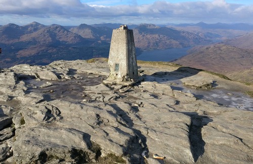 Tarbet House | Ben Vorlich Cottage - close by Loch Lomond & the Arrochar Alps