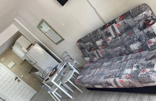 Benalmadena Costa Apartment | Benal Beach Resort - Benalmadena-Malaga-Andalucia, Wifi. Pets are most welcome!