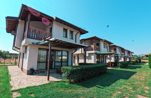 Pavel Banya Cottage | Bendida Village