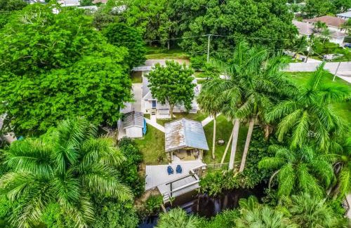 Bonita Springs House | Beneath the Banyans