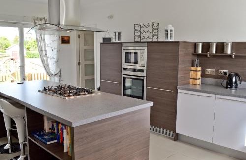 Castle Douglas House | Bengali