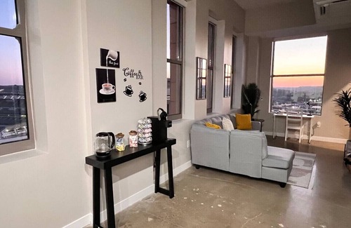 Central Business District Apartment | Bengals, Reds, Free Gym, City Views from Rooftop, Grill, King Bed, Free Parking