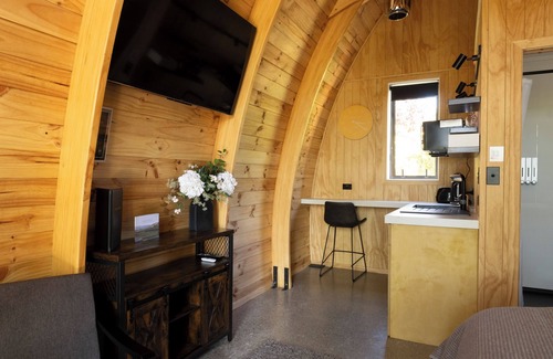 Ettrick Bed & Breakfast | Benger Garden Cafe & Chalets