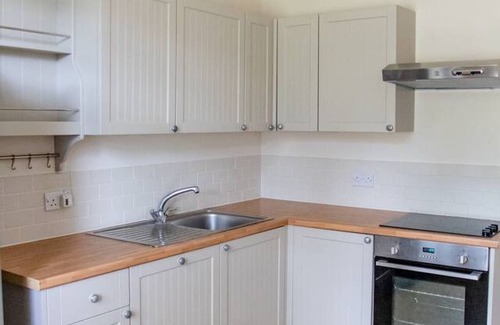 Henley-on-Thames House | Benhams Country Cottage - From 250 Per Night