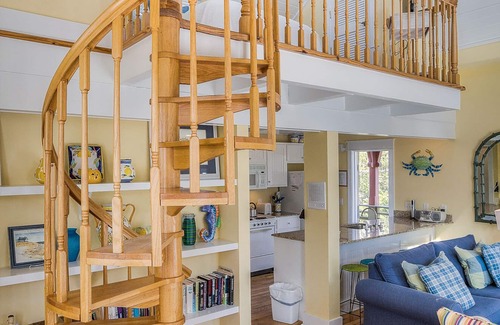 Inlet Beach Apartment | Bennett Carriage House - FREE BIKES/GYM/TENNIS