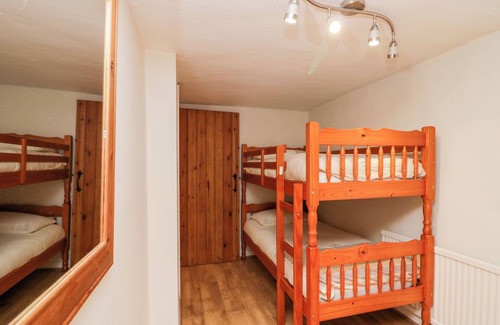 Backbarrow Cottage | BENS ROW COTTAGE, family friendly, with open fire in Backbarrow