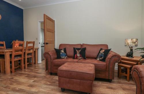Gosforth House | Benstead Cottage