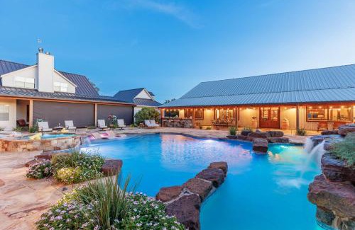 Burnet House | Bent Oak Highland Ranch and Concierge Services