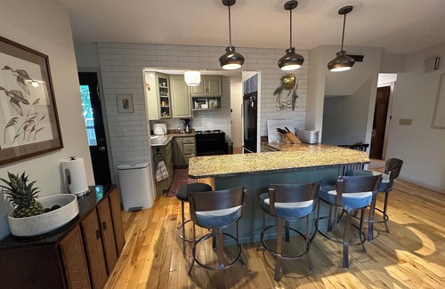 Alexandria House | Bent Oak on Little Darling, A Home on Alexandria's Chain of Lakes