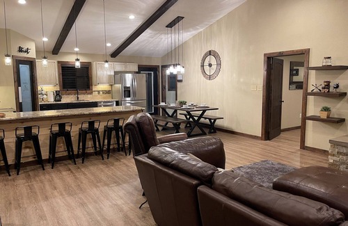 Pickens Cabin | Bent Tree Cabin, on Private 12.5 Acres + Hot Tub