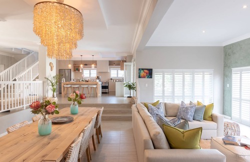 Bloubergstrand House | Bentley's Guesthouse