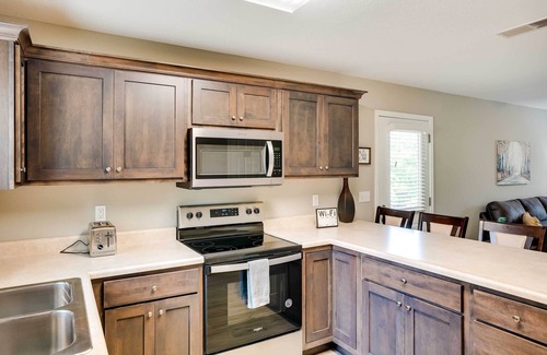 Benton House | Benton Townhome Rental Near Kentucky Lake!