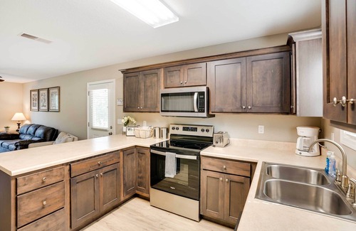 Benton House | Benton Vacation Rental Near Kentucky Lake!