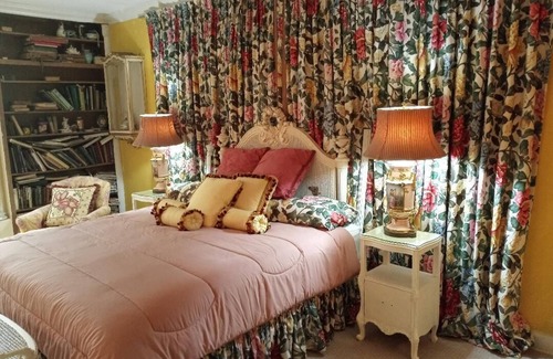 Northwood Shores Bed & Breakfast | Benzel Mansion
