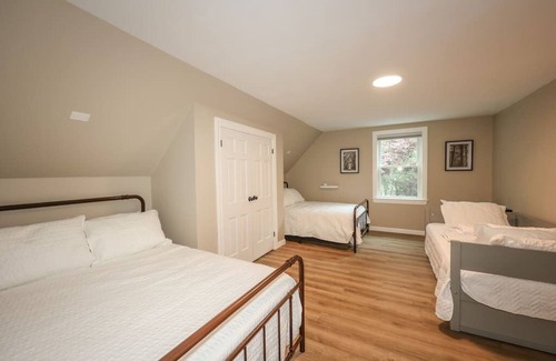 Danville House | Beorn's Hall · Secluded Estate Home w/Indoor & Outdoor Amenities